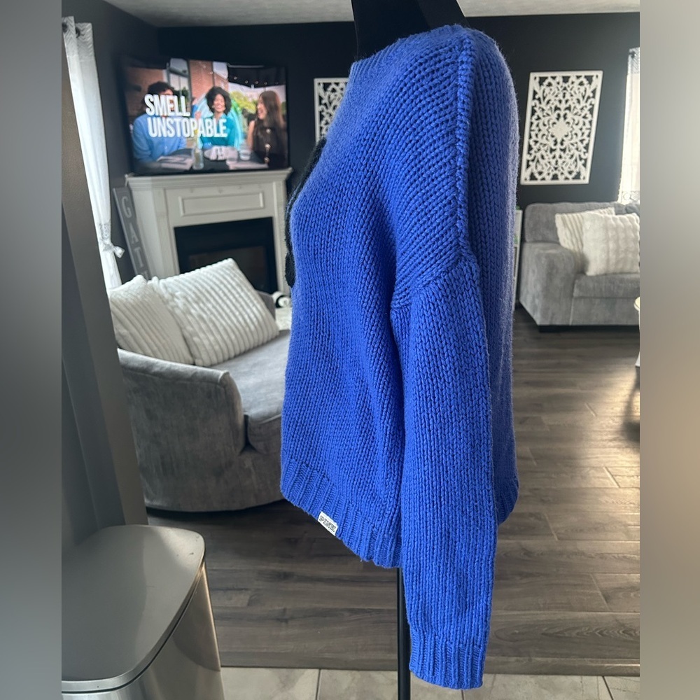 💕 PINK Victoria’s Secret Blue Wool Blend Varsity Sweater XS 💕 - Picture 2 of 5